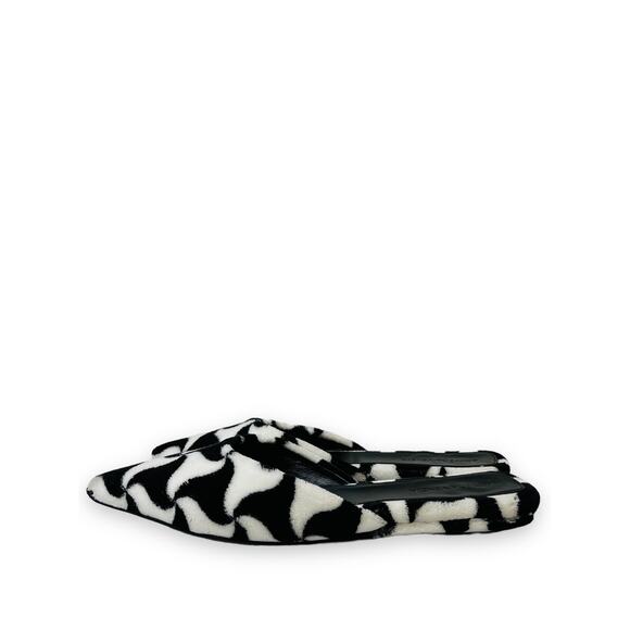 BOTTEGA VENETA $1250 Black White Printed Fuzzy Point Toe Mules Slides Flats 37 - Picture 5 of 7